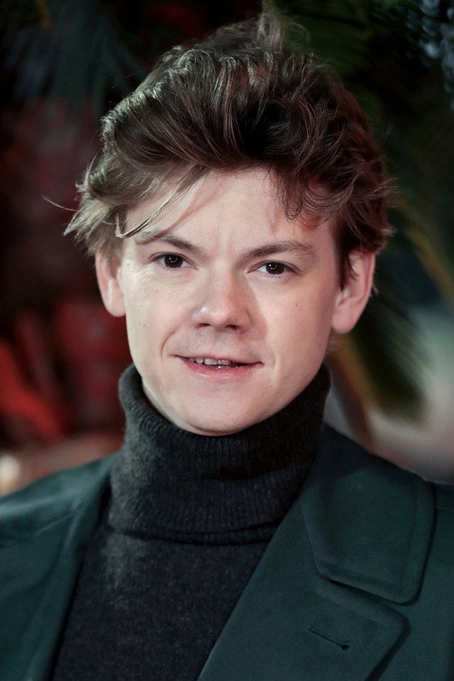 Thomas Brodie-Sangster portrait