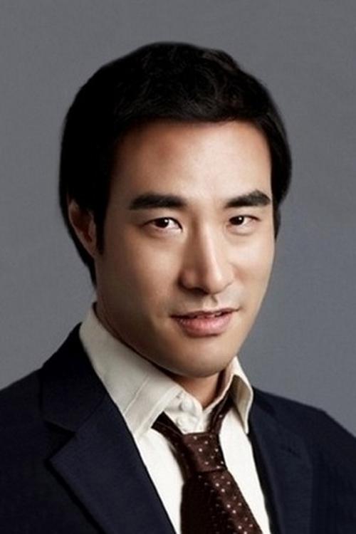 Bae Sung-woo portrait