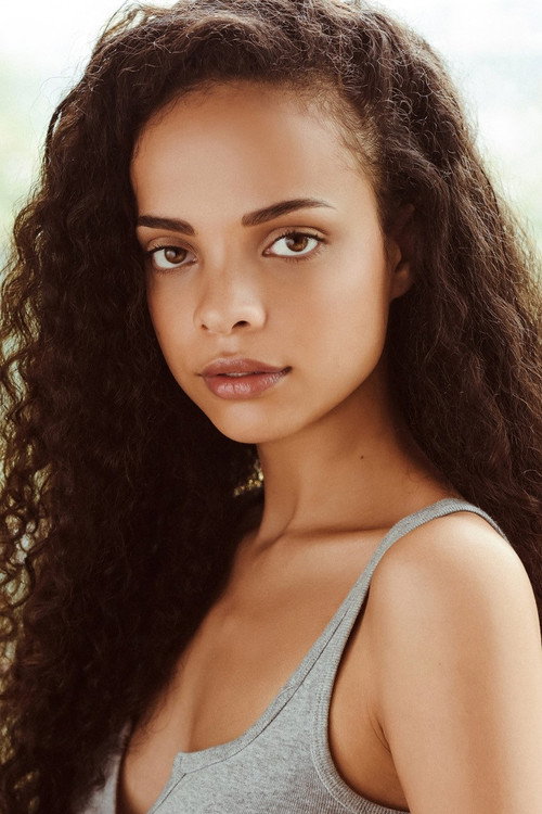 Sierra Sidwell portrait