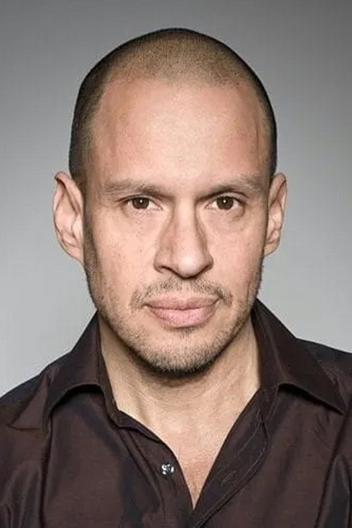 Jonathan Sagall portrait