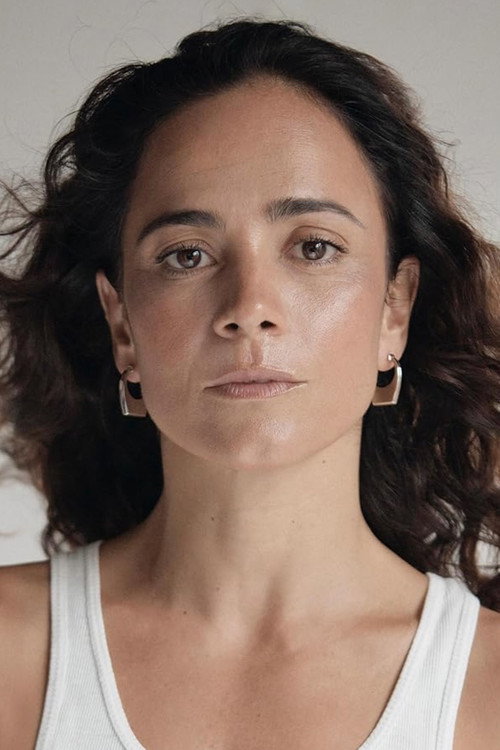 Alice Braga portrait